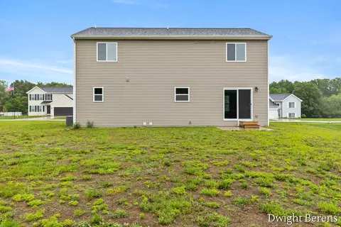 Exterior - 7859 Sierra Dr, Belding, MI 48809 photo 5 of 8