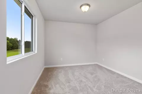 Bedroom - 7859 Sierra Dr, Belding, MI 48809 photo 2 of 4