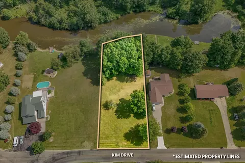 4801 Kim Dr, Hillsdale, MI 49242