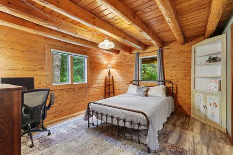 Bedroom - 15295 E B Ave, Augusta, MI 49012 photo 1 of 7