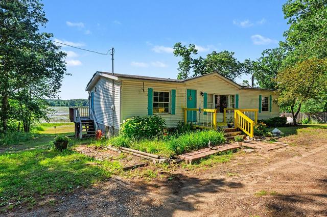 4729 118th Ave, Fennville, MI 49408
