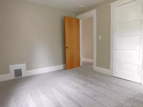 Bedroom - 1238 3rd St, Jackson, MI 49203 photo 3 of 7