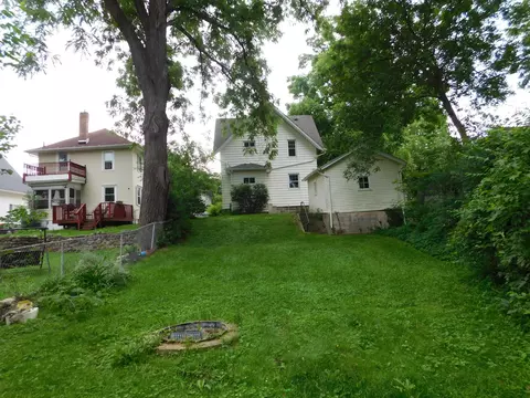 Exterior - 1238 3rd St, Jackson, MI 49203 photo 6 of 6