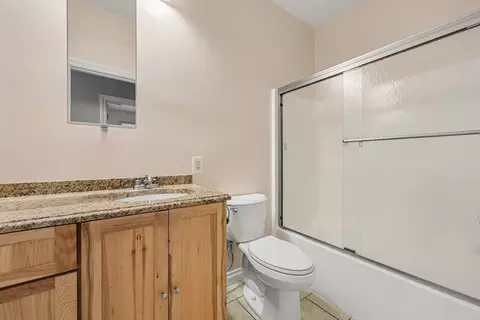 Bath - 8115 S Jackson Rd, Jackson, MI 49201 photo 2 of 4