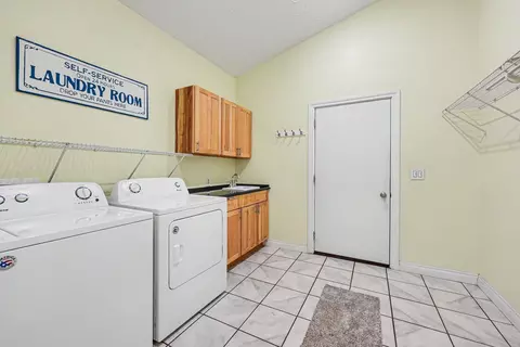 Other - 8115 S Jackson Rd, Jackson, MI 49201 photo 5 of 10