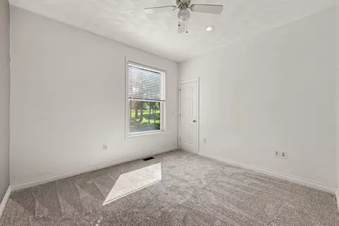 Bedroom - 8115 S Jackson Rd, Jackson, MI 49201 photo 5 of 5