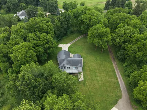 View/Area - 8115 S Jackson Rd, Jackson, MI 49201 photo 4 of 5