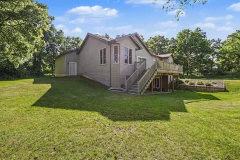 Exterior - 8115 S Jackson Rd, Jackson, MI 49201 photo 3 of 10