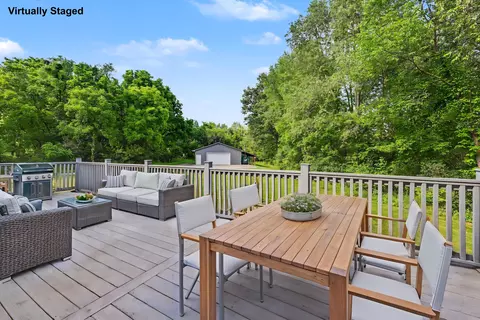 Exterior - 8115 S Jackson Rd, Jackson, MI 49201 photo 10 of 10
