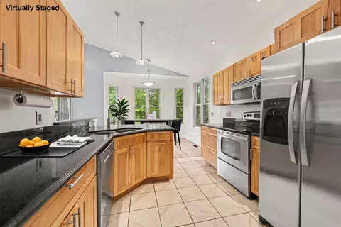 Kitchen - 8115 S Jackson Rd, Jackson, MI 49201 photo 1 of 2