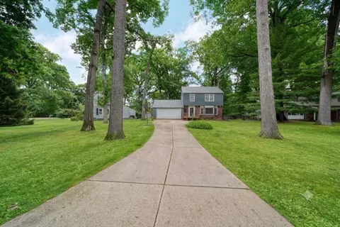 907 Westwood Blvd, Jackson, MI 49203