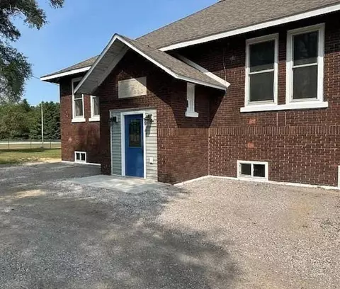 7038 W Blanchard Rd, Blanchard, MI 49310