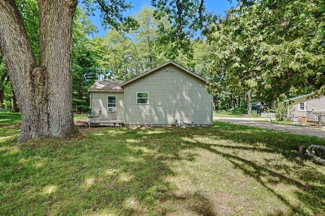 1147 S Bingham Ave, White Cloud, MI 49349
