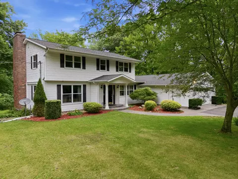 10425 E Q Ave, Scotts, MI 49088