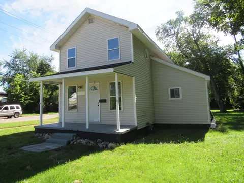 1200 4th St, Three Rivers, MI 49093 photo 2