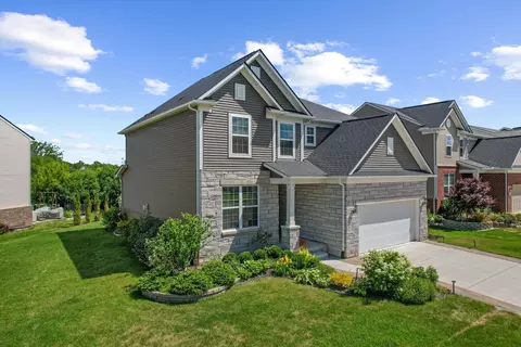 847 Groveland Cir, Ann Arbor, MI 48108