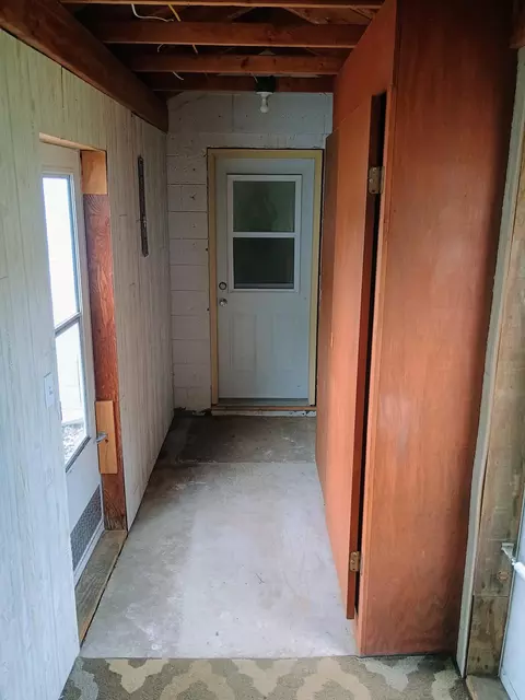502 E Forest St, Edmore, MI 48829 photo 3
