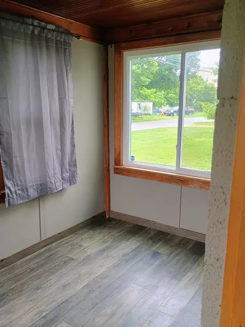 502 E Forest St, Edmore, MI 48829 photo 13