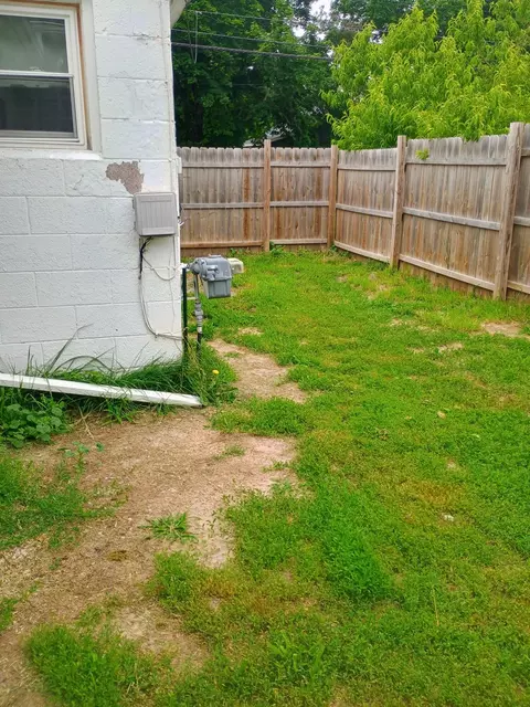 502 E Forest St, Edmore, MI 48829 photo 17