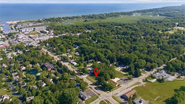 309 S Whittaker St, New Buffalo, MI 49117