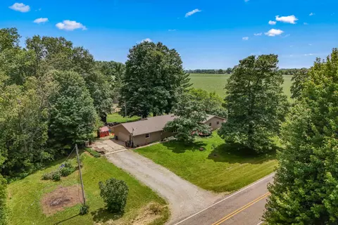7051 Long Lake Rd, Reading, MI 49274