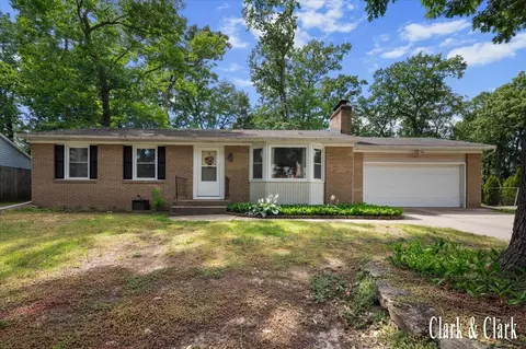 4747 Marshall Ave SE, Grand Rapids, MI 49508