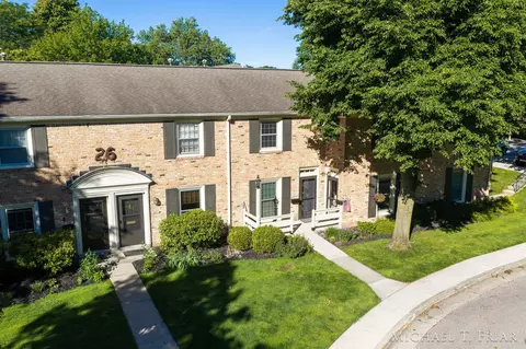 2429 Cranden Dr SE, Grand Rapids, MI 49506