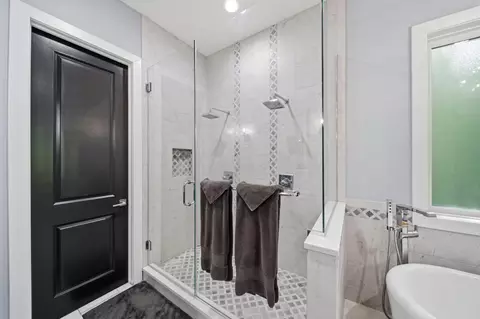 Bath - 7026 Sanctuary Dr, Jackson, MI 49201 photo 4 of 7