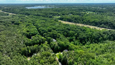View/Area - 7026 Sanctuary Dr, Jackson, MI 49201 photo 4 of 6