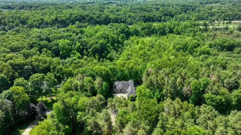 View/Area - 7026 Sanctuary Dr, Jackson, MI 49201 photo 2 of 6