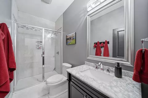 Bath - 7026 Sanctuary Dr, Jackson, MI 49201 photo 7 of 7