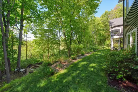 Exterior - 7026 Sanctuary Dr, Jackson, MI 49201 photo 12 of 19
