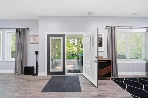 Entry Way - 7026 Sanctuary Dr, Jackson, MI 49201 photo 5 of 5