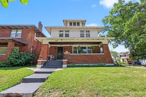 1202 Alexander St SE, Grand Rapids, MI 49506
