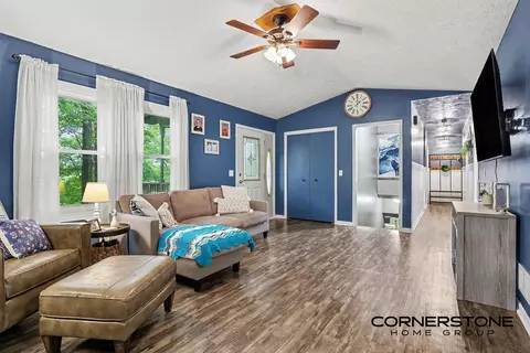 940 S Front St, Belding, MI 48809 photo 5