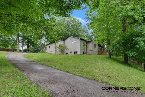 940 S Front St, Belding, MI 48809 photo 29