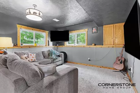 940 S Front St, Belding, MI 48809 photo 18