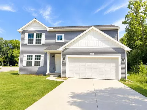 5135 N Morgan Ln SE, Caledonia, MI 49316