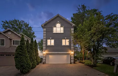 4691 Mapleview Ave, West Bloomfield, MI 48324