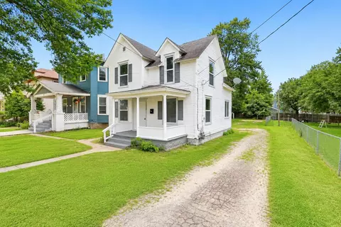 1128 Sigsbee St SE, Grand Rapids, MI 49506
