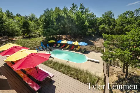 Exterior - 5111 Ruby Rdg, Holland, MI 49424 photo 10 of 20