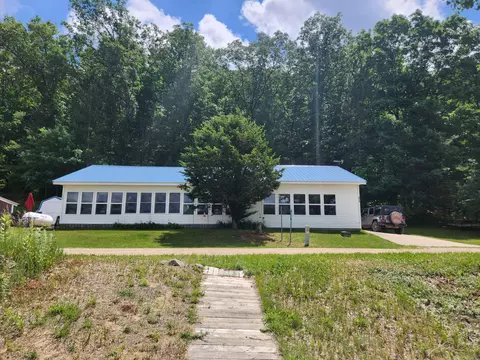 4420 S Nugent View Ln, Baldwin, MI 49304