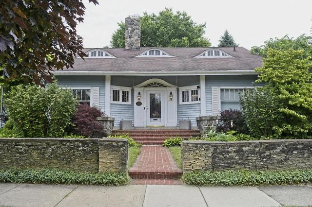 311 S Thompson St, Jackson, MI 49203
