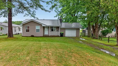 1043 Mckimmy Dr, Beaverton, MI 48612