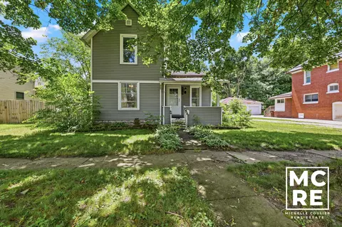 430 E Bond St, Hastings, MI 49058