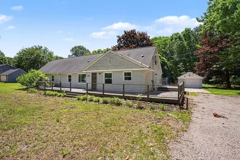 16962 Ransom St, Holland, MI 49424