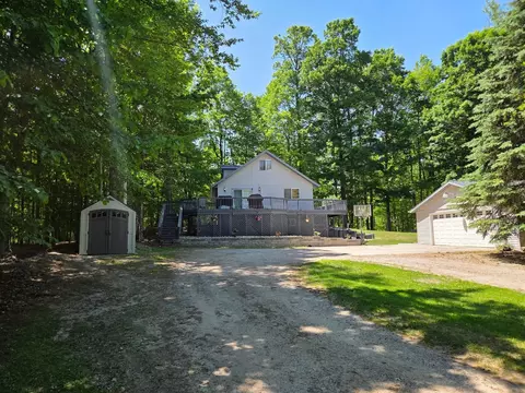 594 Tall Timber Trl, West Branch, MI 48661