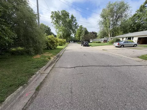 214 N 26th St N, Battle Creek, MI 49037 photo 7