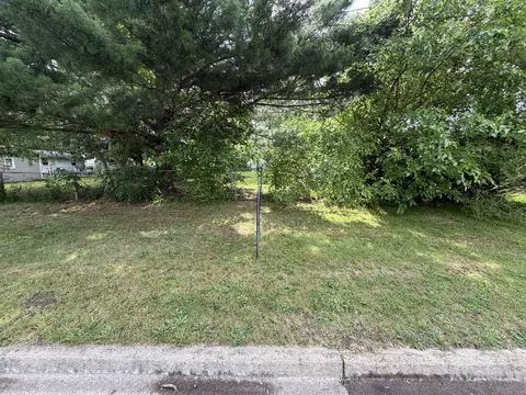 214 N 26th St N, Battle Creek, MI 49037 photo 6