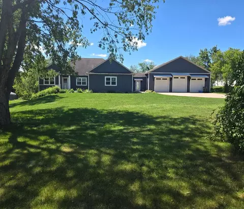 884 Stoney Hill Ct, Wayland, MI 49348